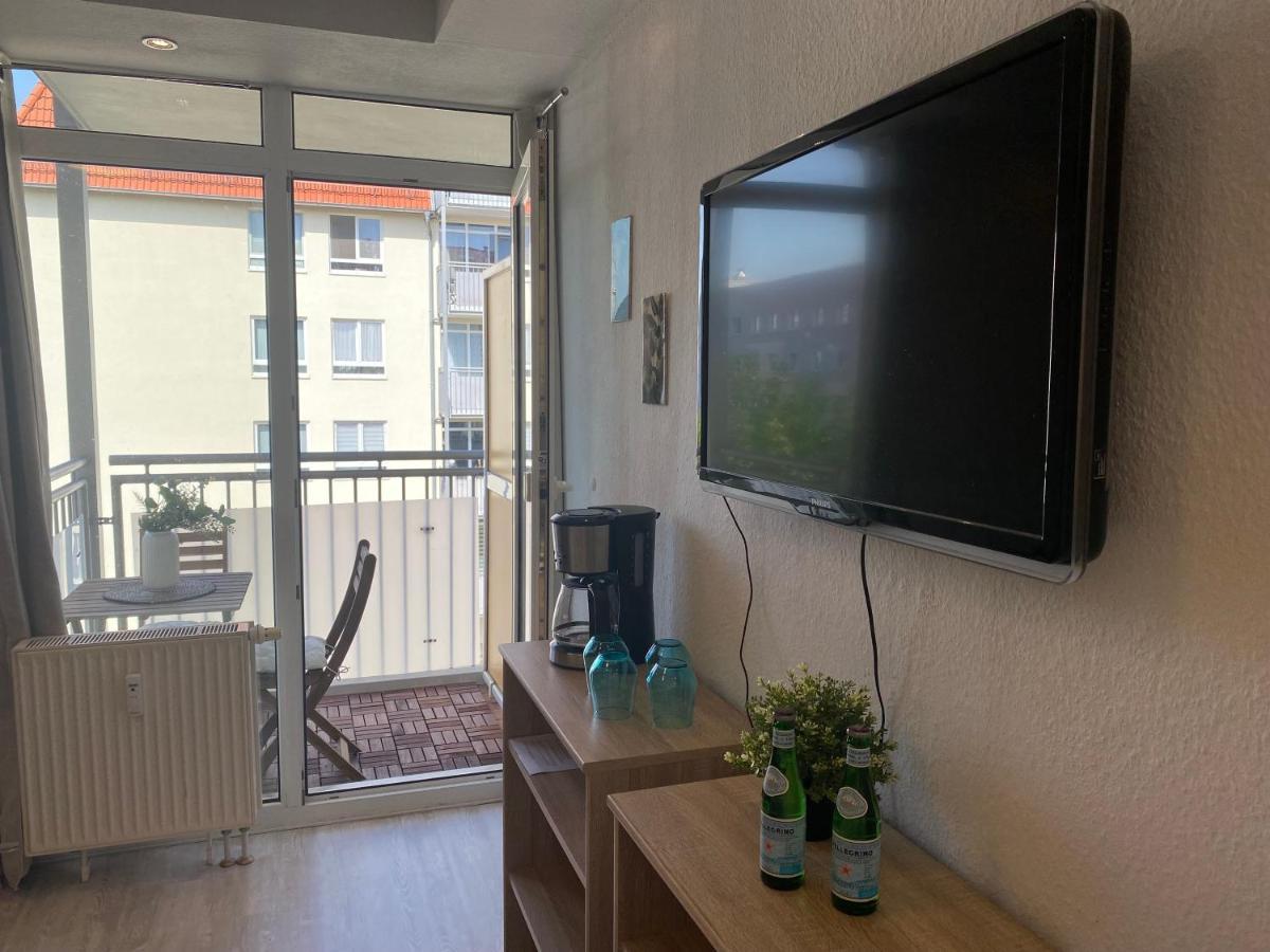 Charming Apartment - Balcony - Wifi - Kitchen Magdeburg Exterior photo