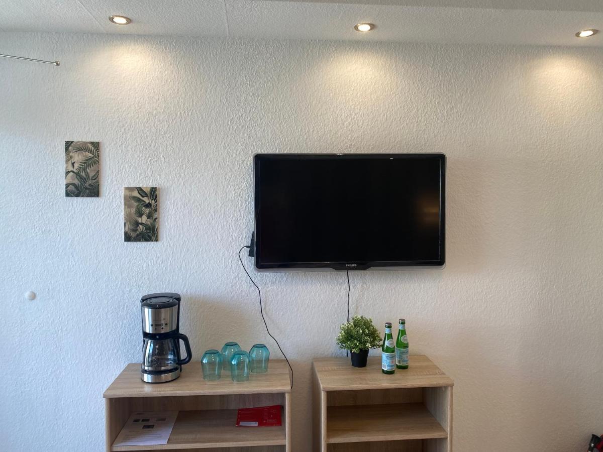 Charming Apartment - Balcony - Wifi - Kitchen Magdeburg Exterior photo
